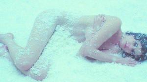 Кадры из фильма Белая птица в метели / White Bird in a Blizzard (2014)
