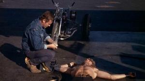 Кадры из фильма Рожденные проигрывать / The Born Losers (1967)