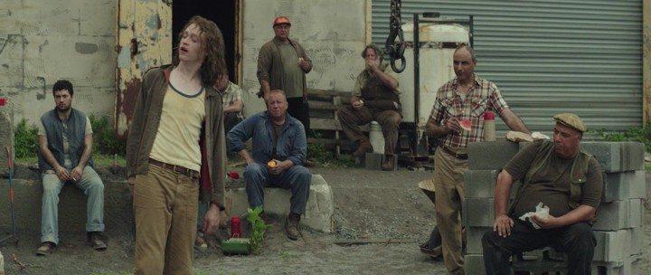 Кадр из фильма Божий карман / God's Pocket (2014)