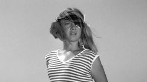 Кадры из фильма Бегущая по волнам (1967)
