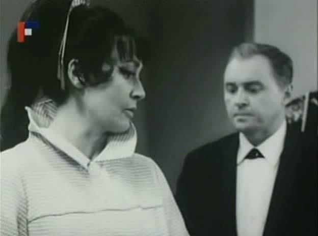 Кадр из фильма Смерть за занавесом / Smrt za oponou (1967)