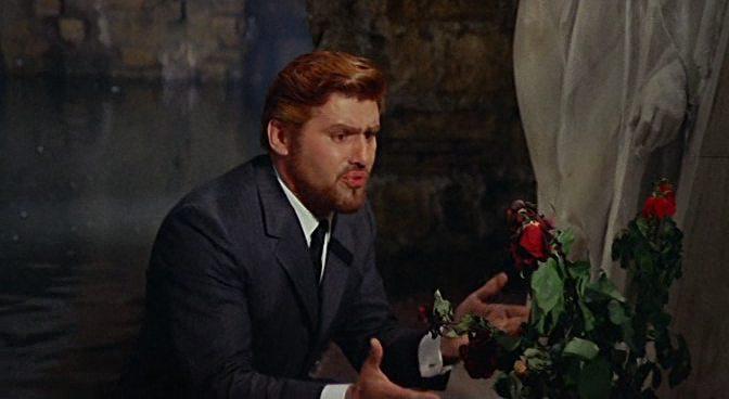 Кадр из фильма Привидения по-итальянски / Questi fantasmi (1967)