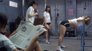 Кадры из фильма Клуб пыток / Chotto kawaii aian meiden (2014)
