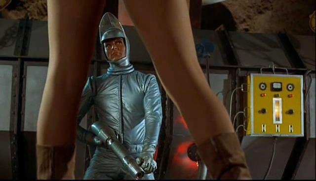Кадр из фильма Дьяболик / Diabolik (1968)