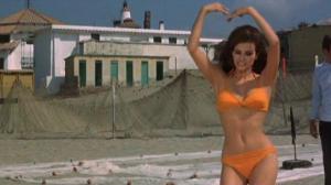 Кадры из фильма Самый крупный куш / The Biggest Bundle of Them All (1968)