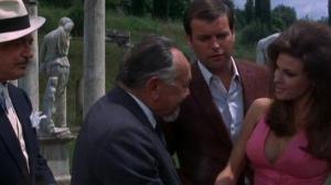 Кадры из фильма Самый крупный куш / The Biggest Bundle of Them All (1968)