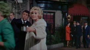 Кадры из фильма Как спасти брак (И разрушить свою жизнь) / How to Save a Marriage and Ruin Your Life (1968)