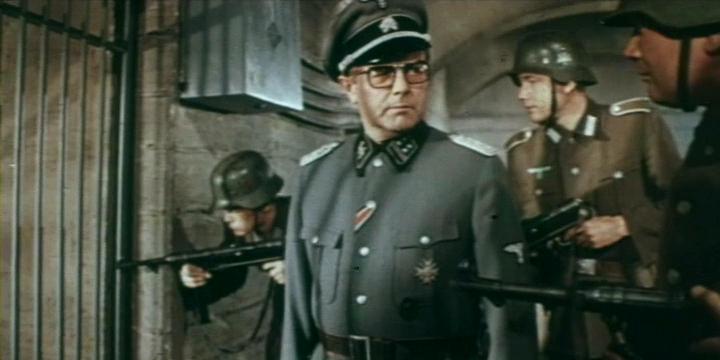 Кадр из фильма Далеко на Западе (1968)