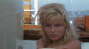 Кадры из фильма Ее возмездие / The Vengeance of She (1968)