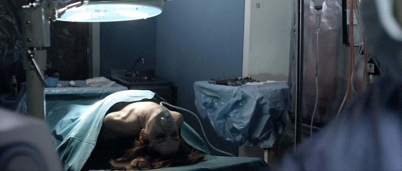 Кадр из фильма Озеро идолов / Neverlake (2013)