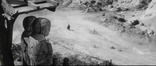 Кадр из фильма Убей! / Straziami ma di baci saziami (1968)