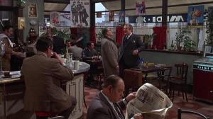 Кадры из фильма Горячие миллионы / Hot Millions (1968)