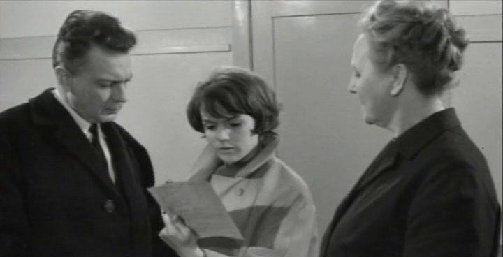 Кадр из фильма В 12 часов придет босс / 12 Uhr mittags kommt der Boß (1968)