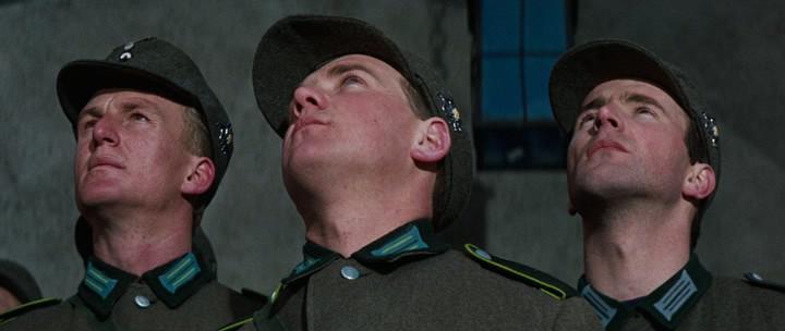 Кадр из фильма Там, где гнездятся только орлы / Where Eagles Dare (1968)