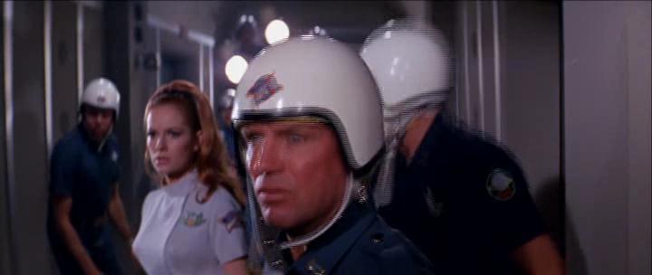 Кадр из фильма Зеленая слизь / The Green Slime (1968)