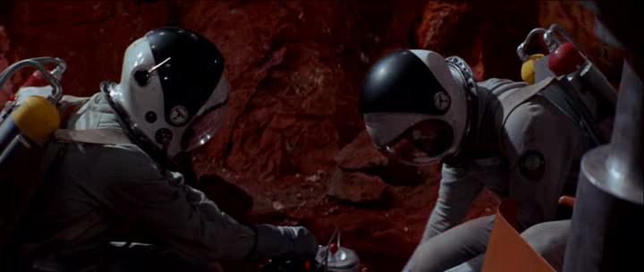 Кадр из фильма Зеленая слизь / The Green Slime (1968)