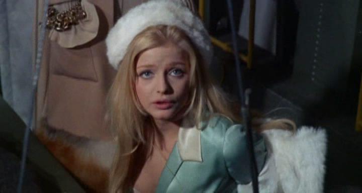 Кадр из фильма Сладкоежка / Candy (1968)