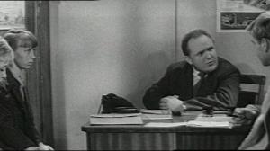 Кадры из фильма Черт с портфелем (1968)