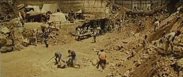 Кадр из фильма Убей Их Всех и Вернись...Один / Ammazzali tutti e torna solo (1968)