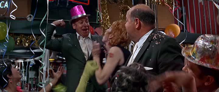 Кадр из фильма Милая Чарити / Sweet Charity (1969)