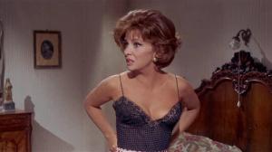 Кадры из фильма Доброго вечера, миссис Кэмпбелл / Buona Sera, Mrs. Campbell (1969)