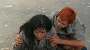 Кадры из фильма 99 женщин / Der heiße Tod (1969)