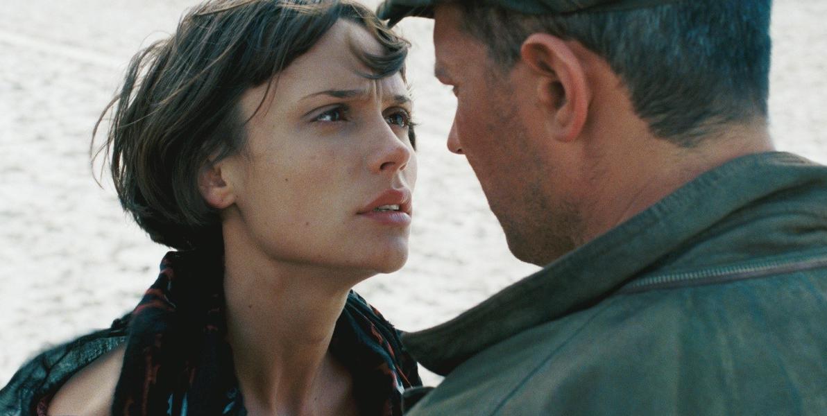 Кадр из фильма В ожидании моря (2013)
