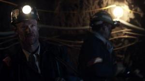 Кадры из фильма Под землей / Beneath (2013)