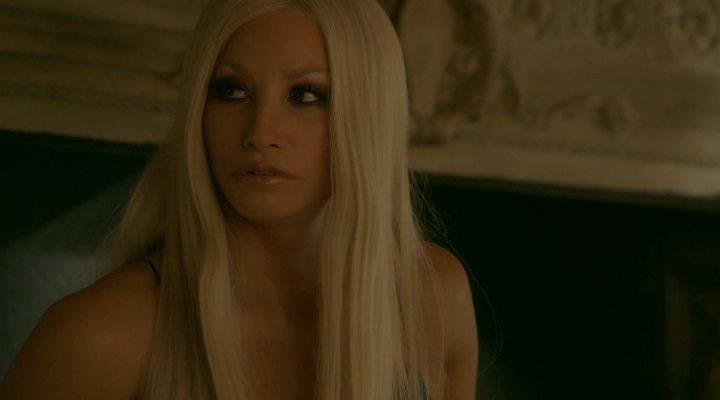 Кадр из фильма Дом Версаче / House of Versace (2013)