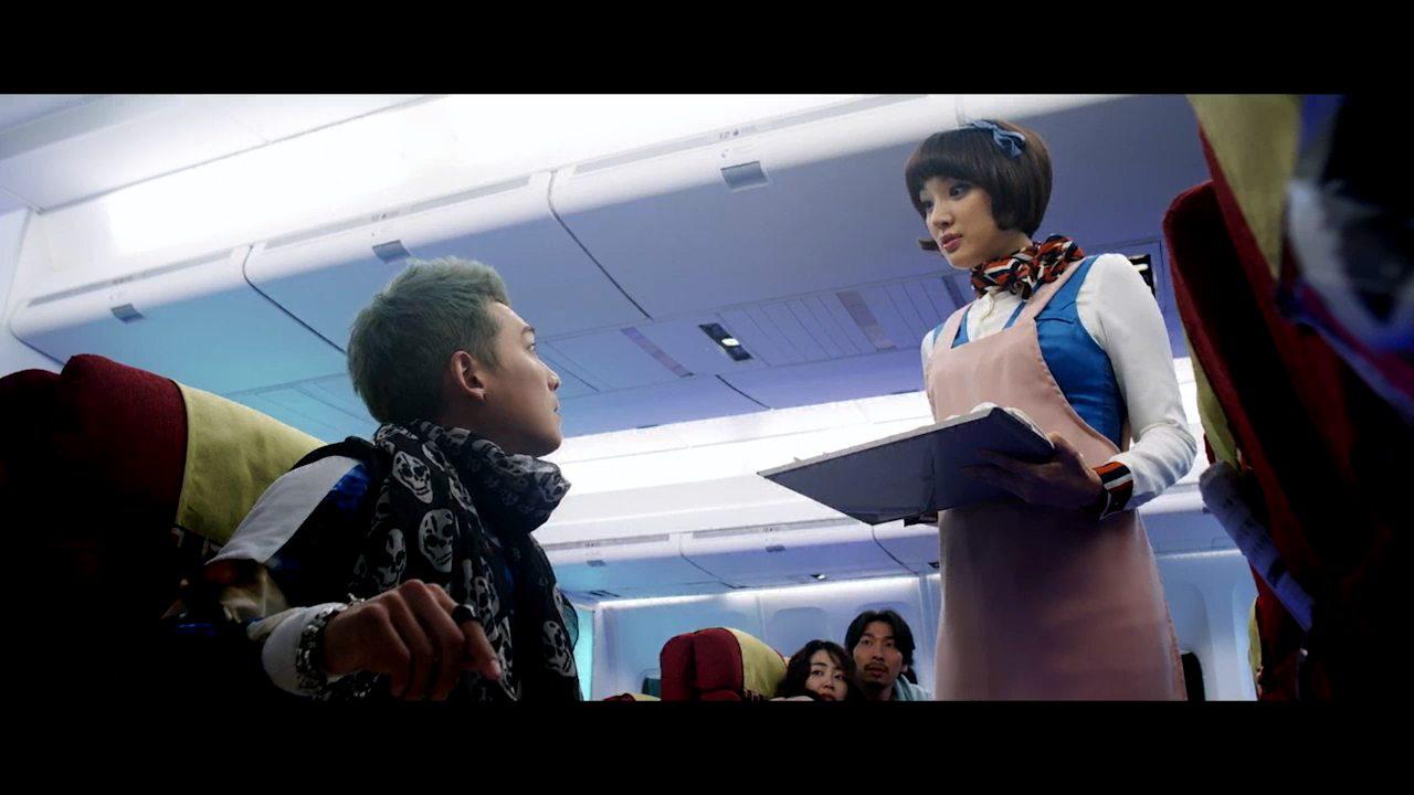 Кадр из фильма Пристегните ремни / Rol-lu-ko-seu-tu (2013)