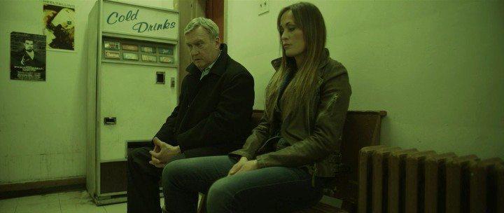 Кадр из фильма Двойная игра / Crook (2013)