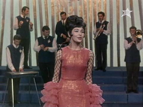 Кадр из фильма Белый рояль (1969)