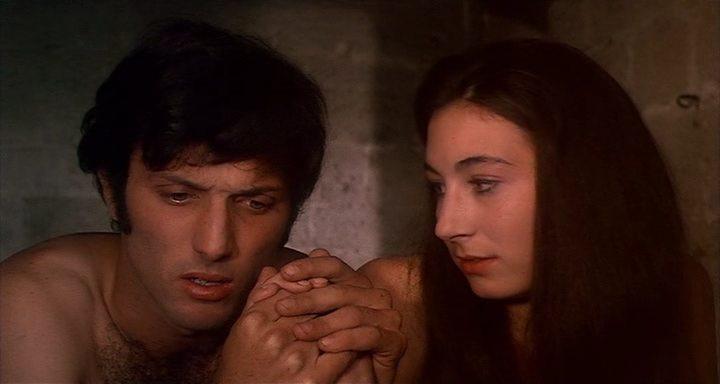 Кадр из фильма Прогулка с любовью и смертью / A Walk with Love and Death (1969)