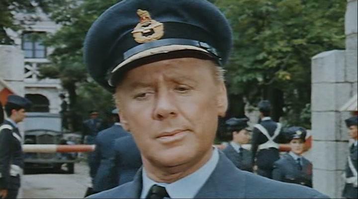 Кадр из фильма "Штуки" над Лондоном / La battaglia d'Inghilterra (1969)