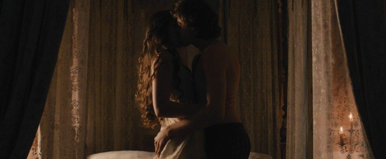 Кадр из фильма Ромео и Джульетта / Romeo and Juliet (2013)