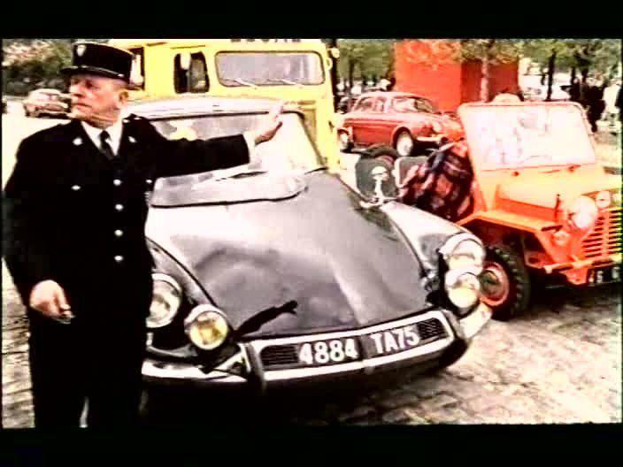Кадр из фильма Золотая вдова / Une veuve en or (1969)