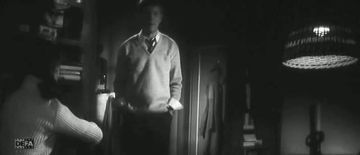 Кадр из фильма Подозревается доктор Рот / Verdacht auf einen Toten (1969)
