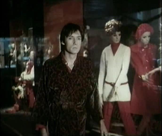 Кадр из фильма Желанная / Gradiva (1970)