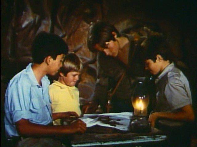 Кадр из фильма Странные каникулы / Strange Holiday (1970)