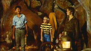Кадры из фильма Странные каникулы / Strange Holiday (1970)
