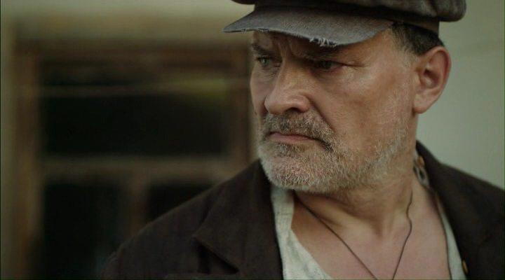 Кадр из фильма Без права на выбор (2013)
