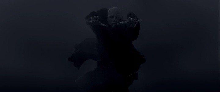 Кадр из фильма Трупное окоченение / Geung see (2013)