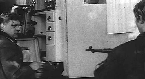 Кадр из фильма Где 042? (1970)