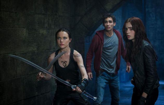Кадр из фильма Орудия смерти: Город костей / The Mortal Instruments: City of Bones (2013)
