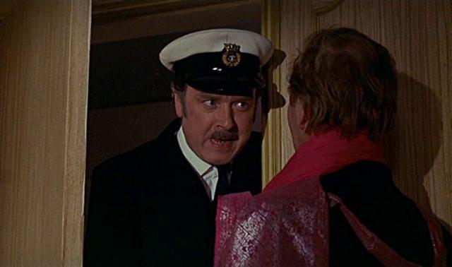 Кадр из фильма Доктор в ловушке / Doctor in Trouble (1970)