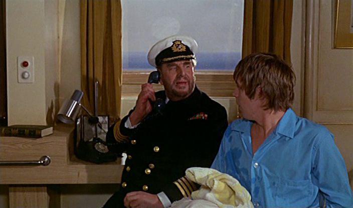 Кадр из фильма Доктор в ловушке / Doctor in Trouble (1970)