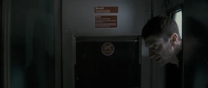 Кадр из фильма Последний пассажир / Last Passenger (2013)