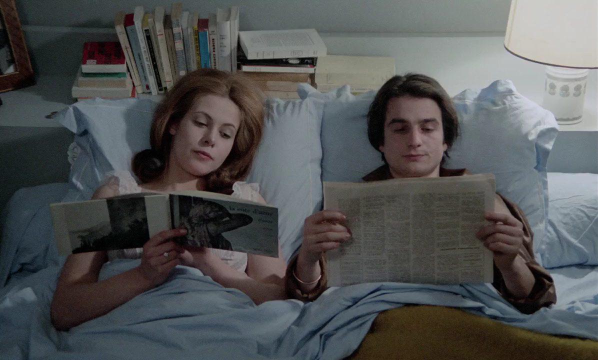 Кадр из фильма Семейный очаг / Domicile conjugal (1970)