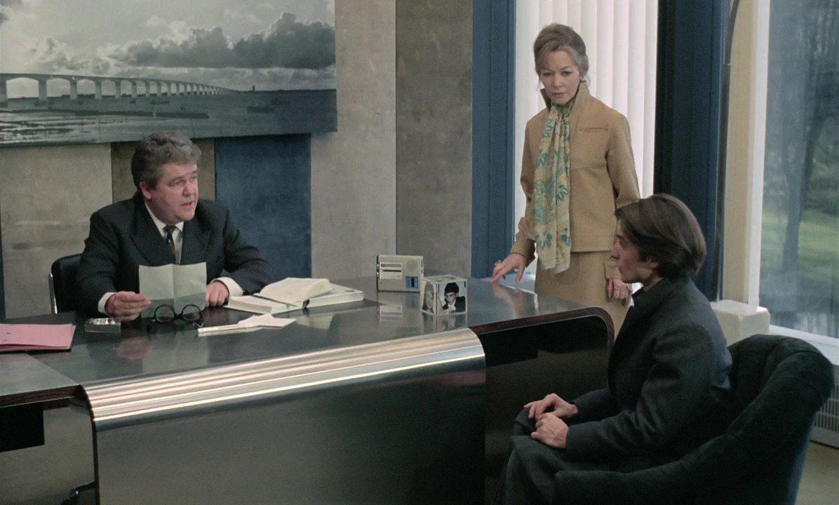 Кадр из фильма Семейный очаг / Domicile conjugal (1970)