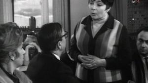 Кадры из фильма Переступи порог (1970)
